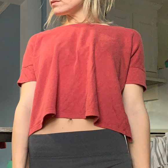 Crop Top - Picture 2 of 3
